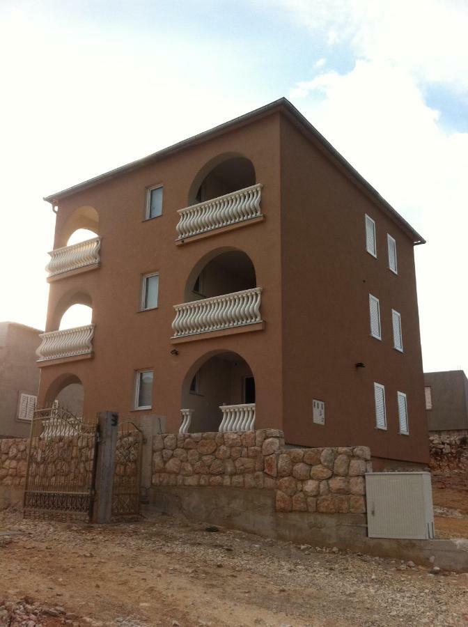 Apartments Mara Novi Vinodolski Luaran gambar