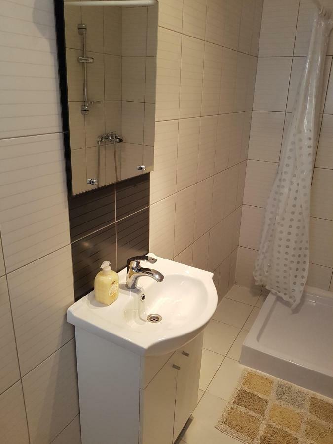 Apartments Mara Novi Vinodolski Luaran gambar